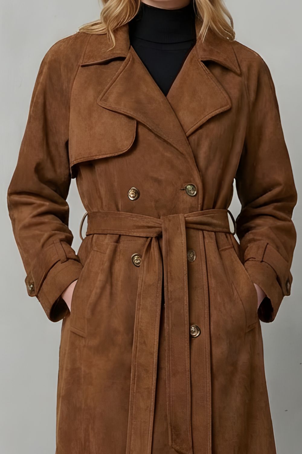 Dames bruine dubbelrijige trenchcoat met brede revers