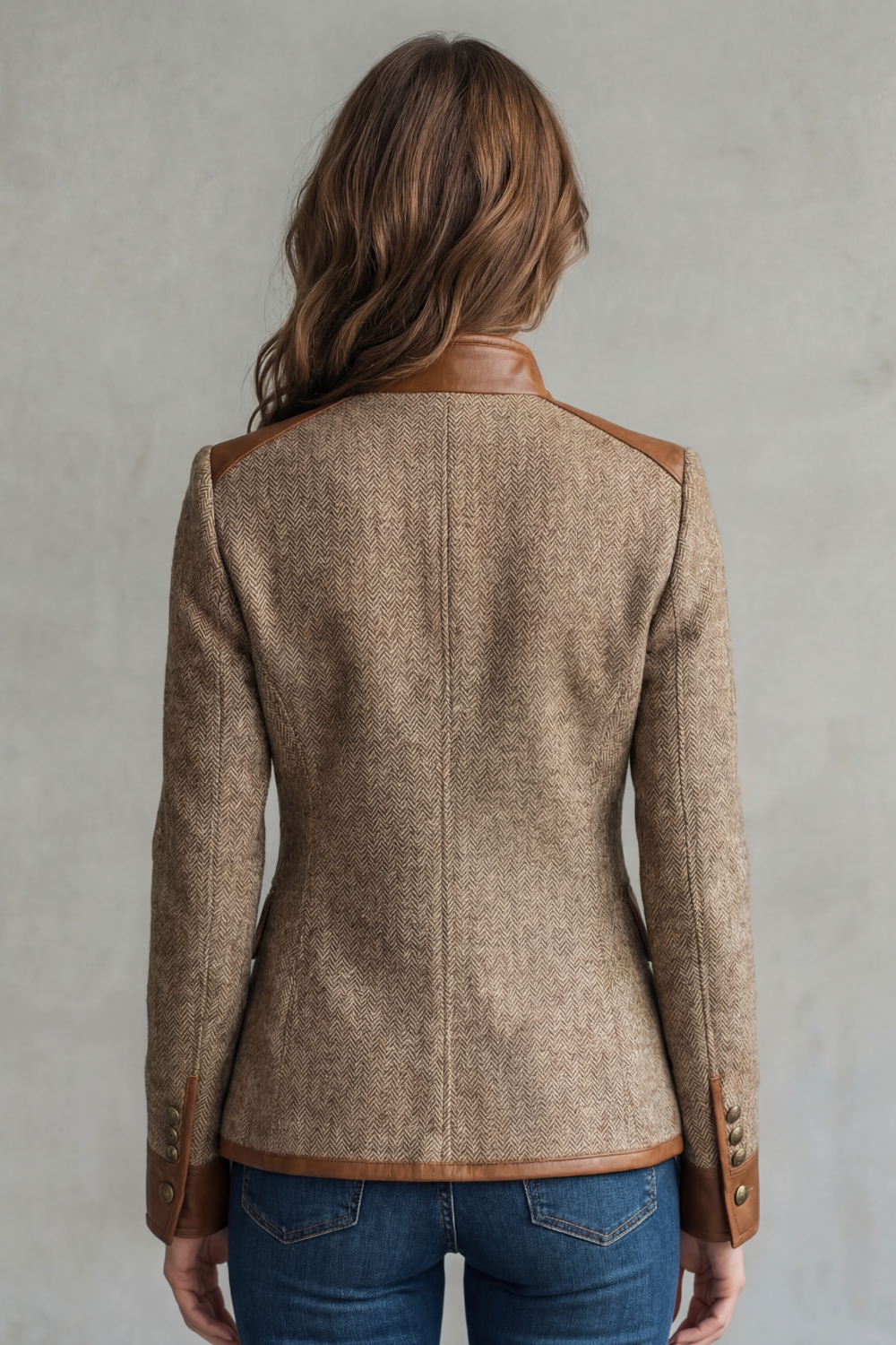 Dames getailleerde bruine blazer met rand in leerlook