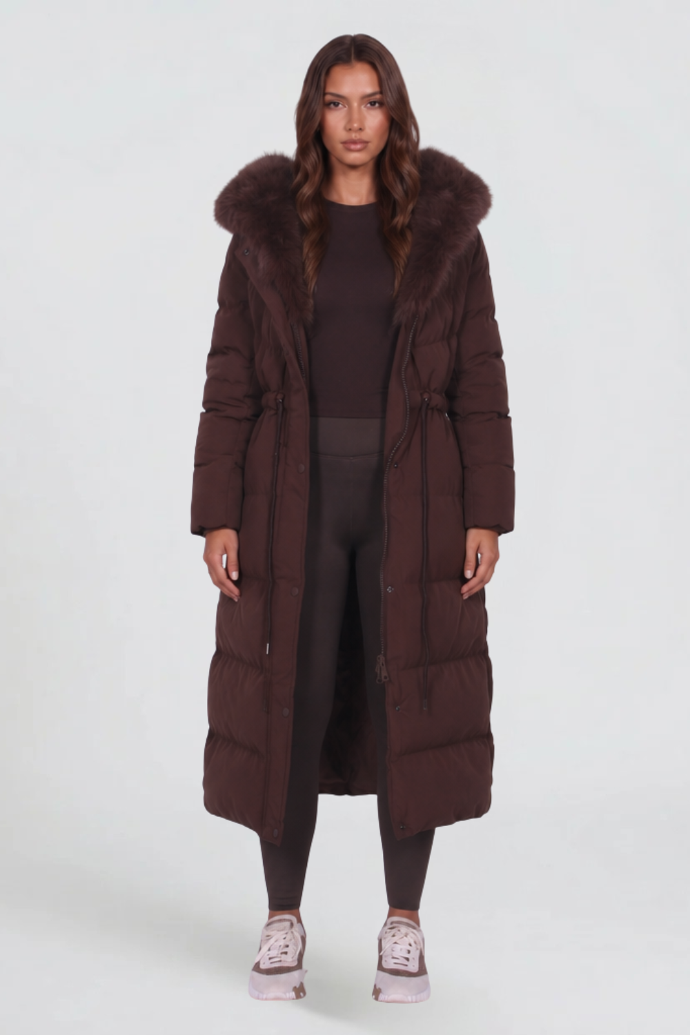 Dames lange winterjas met capuchon van imitatiebont