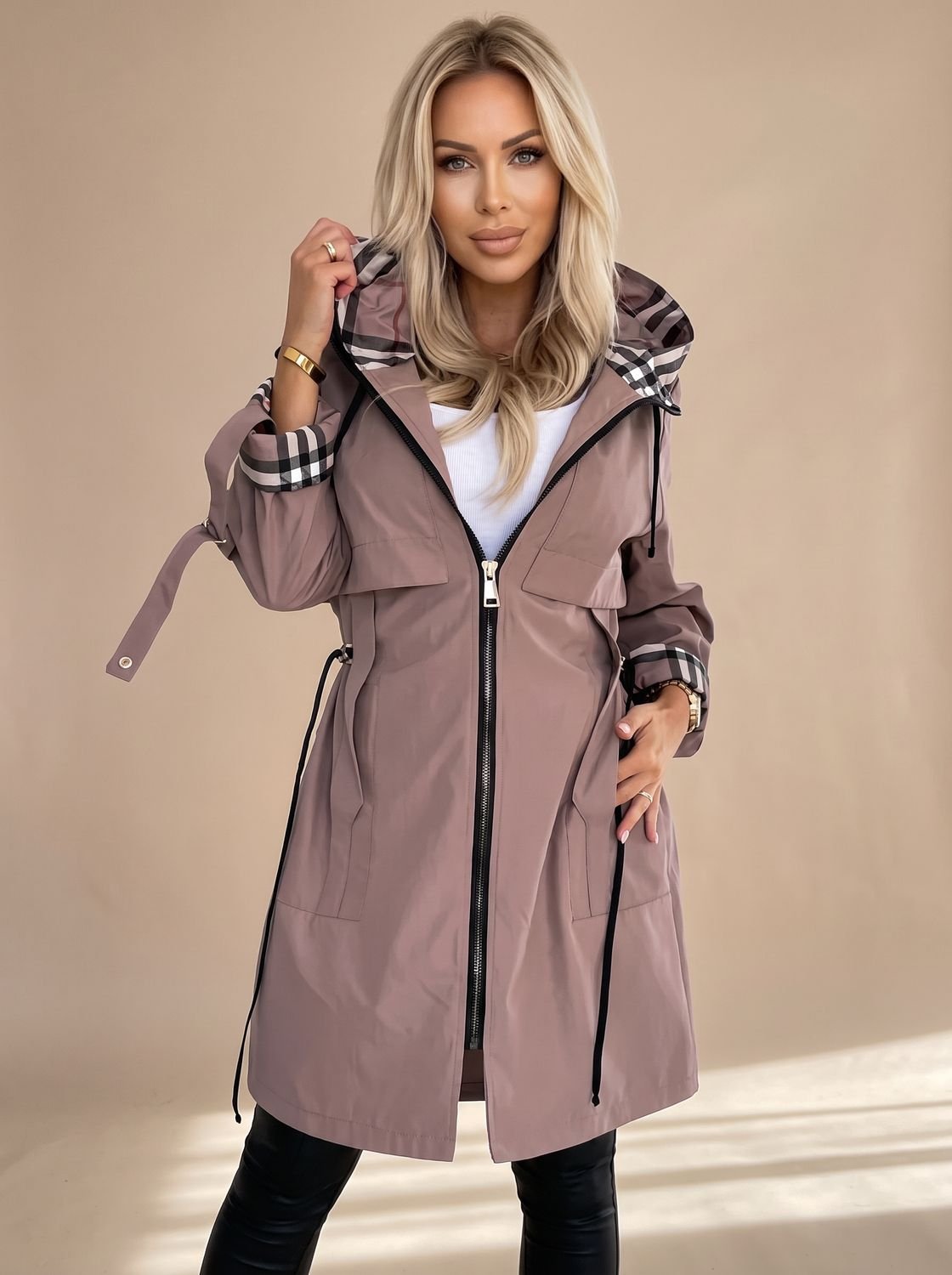 Dames lichtgewicht trenchcoat met geruite capuchon