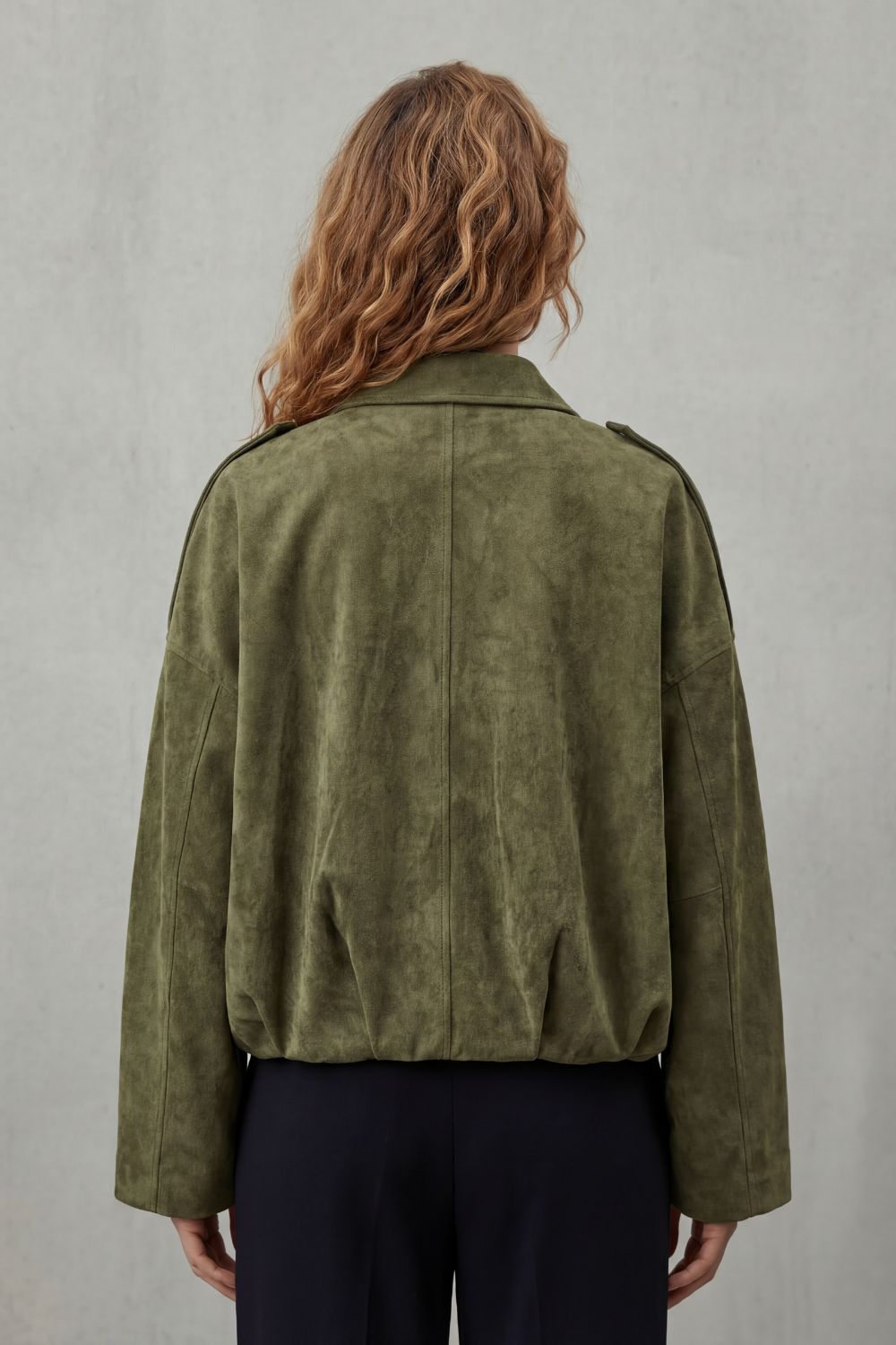 Dames oversized bomberjack met plooien en suèdelook