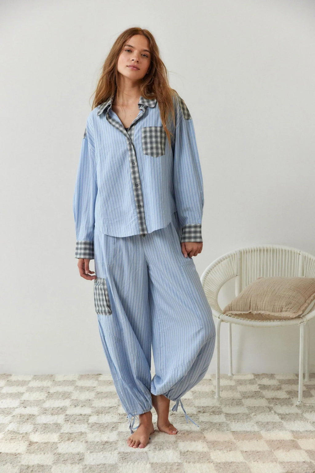 Dames pyjama met ruitdetails en lange mouwen