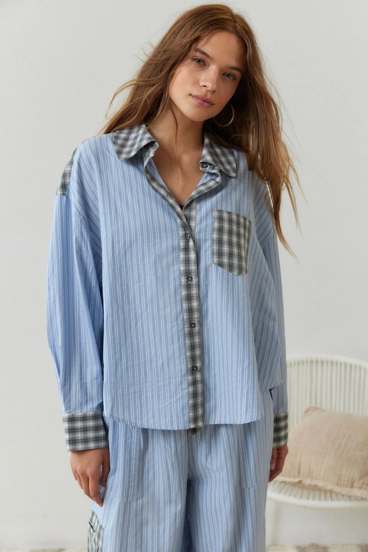 Dames pyjama met ruitdetails en lange mouwen