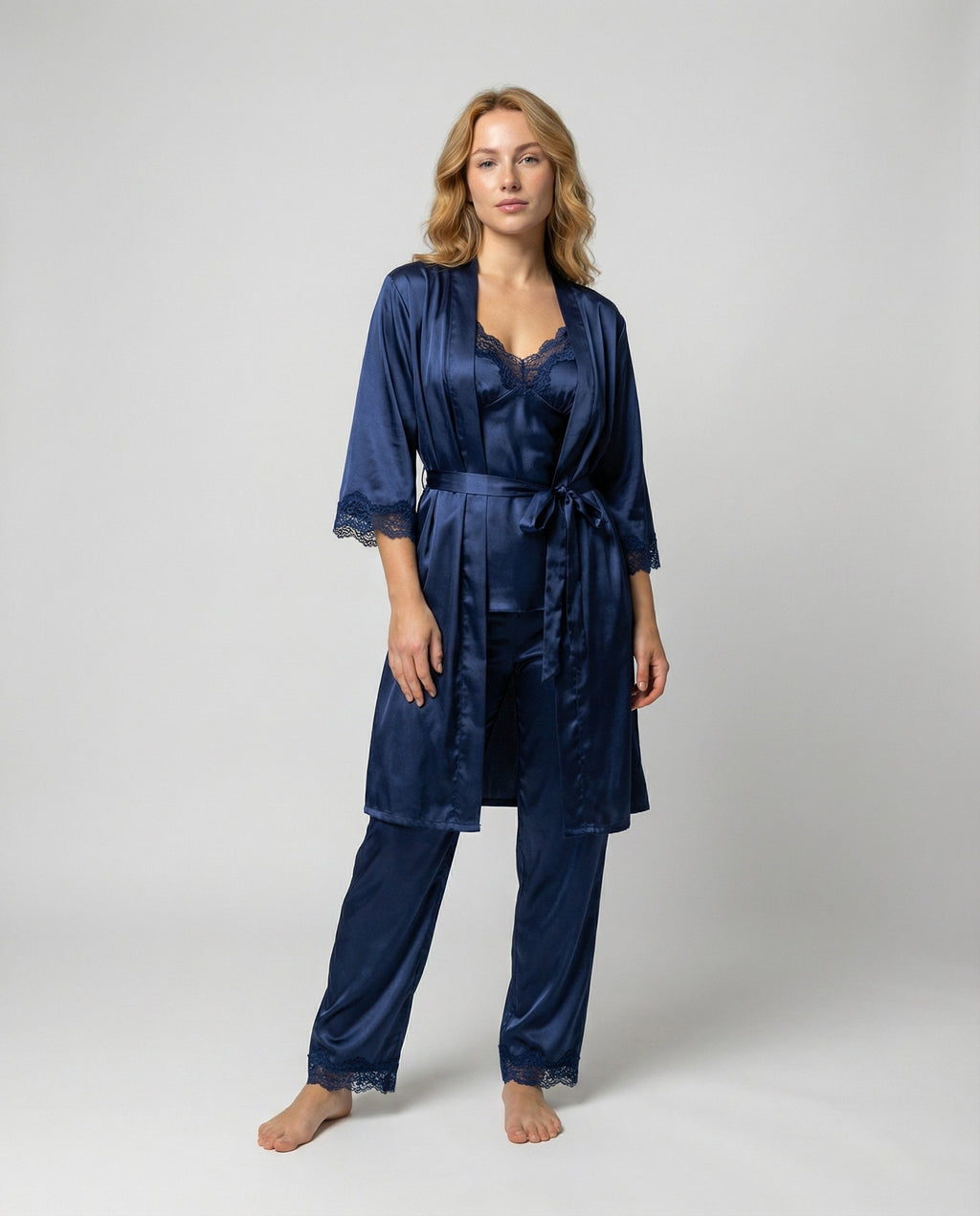 Dames pyjama set met kimono en kanten details