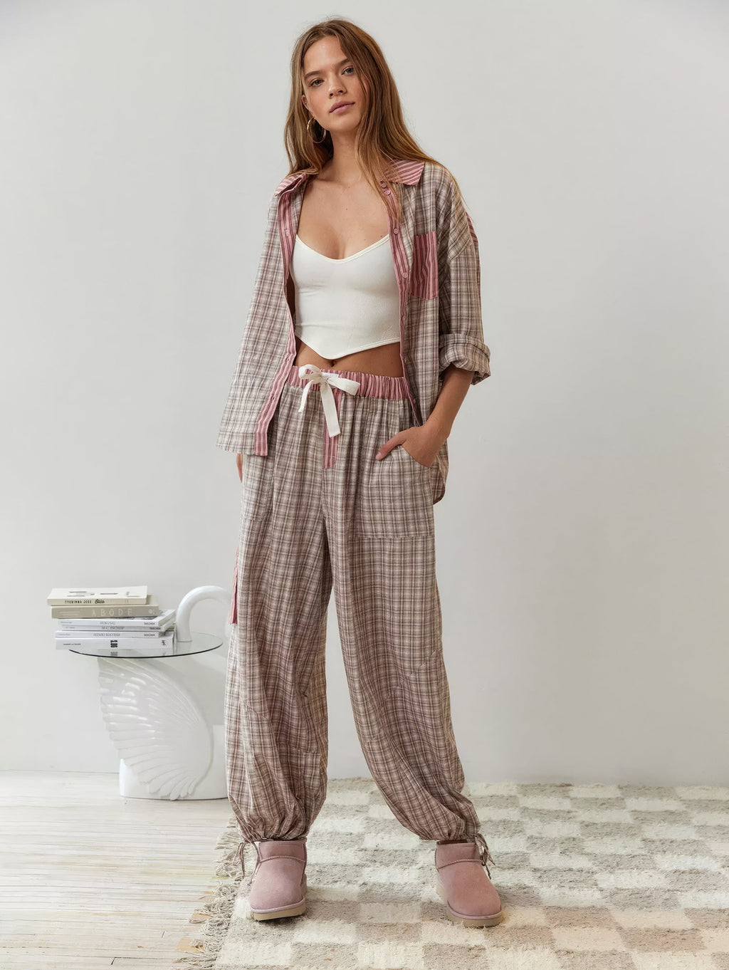 Dames pyjama set met ruitdetails en strepen