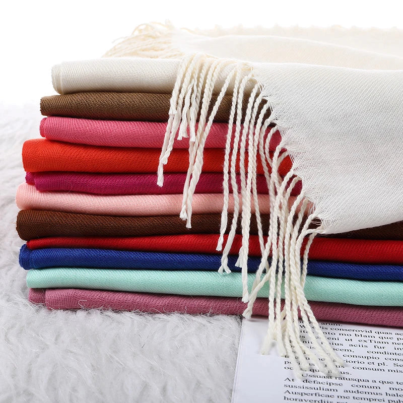 Dames sjaal met franjes voor herfst en winter