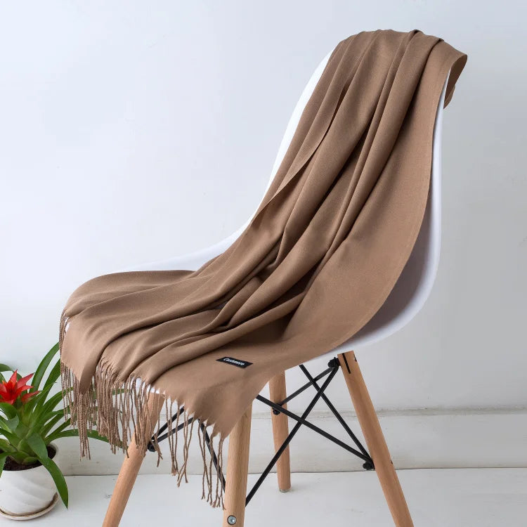 Dames sjaal met franjes voor herfst en winter