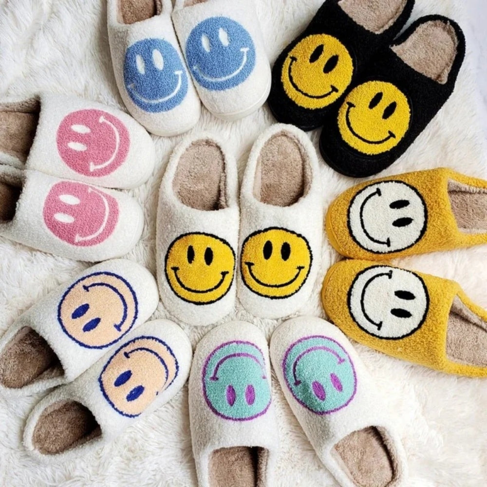 Dames sloffen met grote smiley op de voorkant