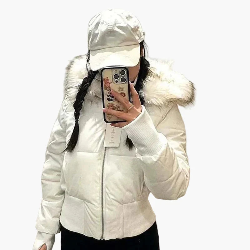 Dames winterjas met capuchon en bontlook